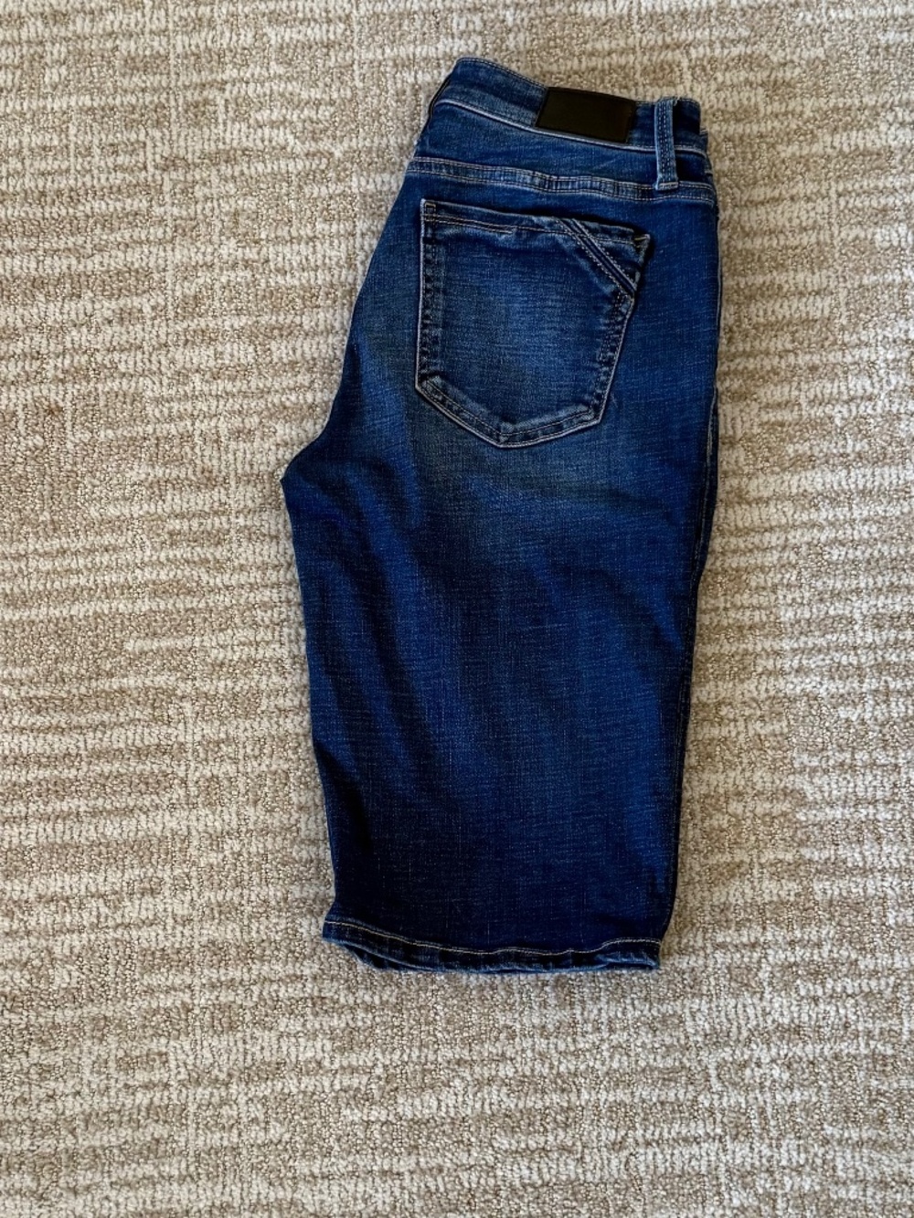 Buckle Black No. 53 Bermuda Stretch Short